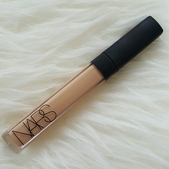 Nars radiant creamy concealer (medium 1 custard)