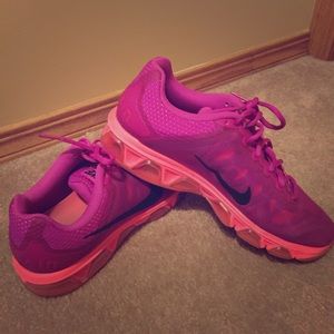Like new Pink/Purple Nike Airmax