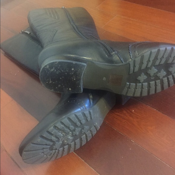 Spring Step wing tip tall boots - Picture 3 of 4