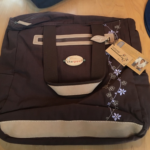 Large Never Used Sherpani Tote Bag