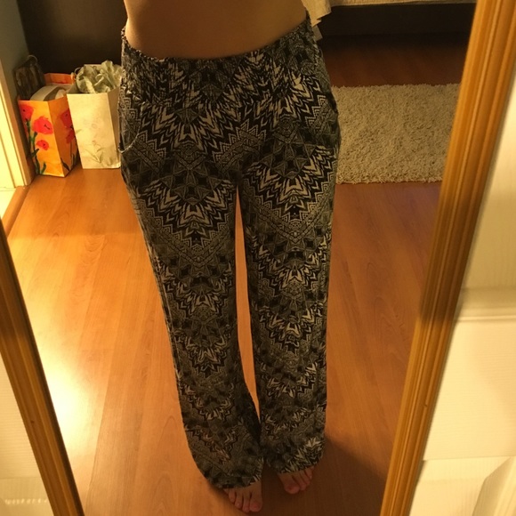 Black and white pants