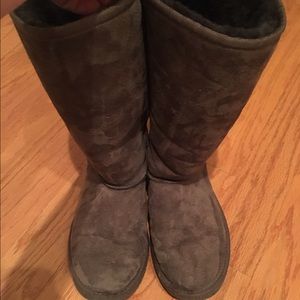 Tall Chocolate Ugg Boots