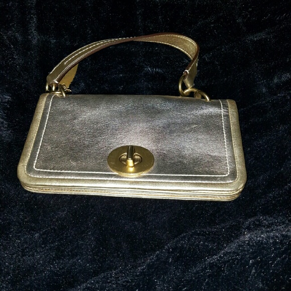 Coach legacy clutch