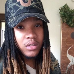 Meet your Posher, Howard