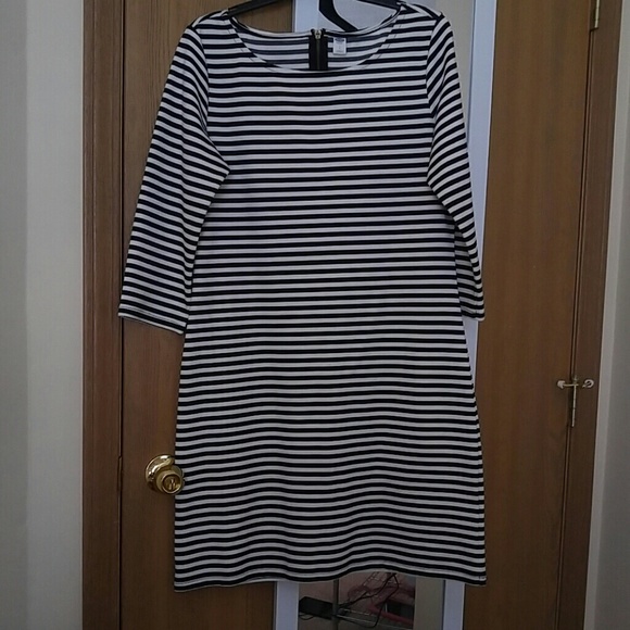 Old navy thick fall striped dress with zipper