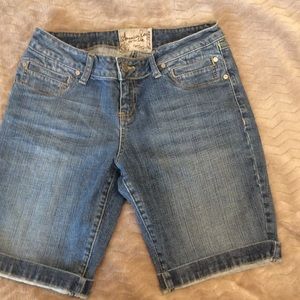 Comfy Bermuda shorts