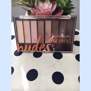 Cover girl TruNaked Nudes pallet