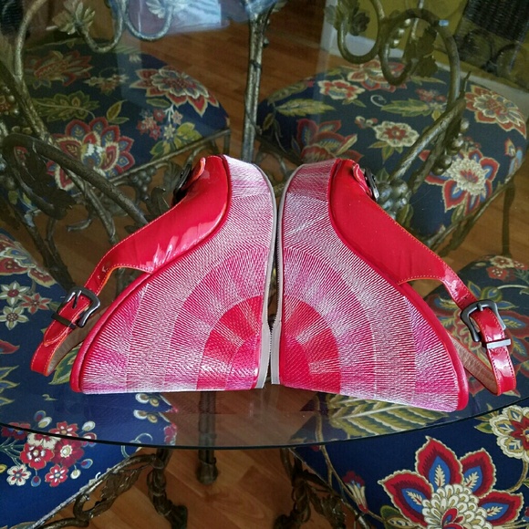 Extra pics. - Picture 3 of 4