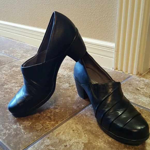 Blk Naturalizer dress shoes