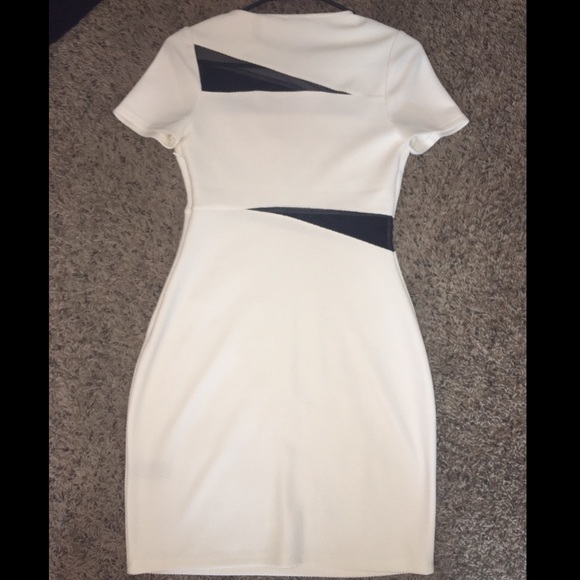 EXPRESS BLACK & WHITE DRESS (FINAL PRICE) - Picture 2 of 3