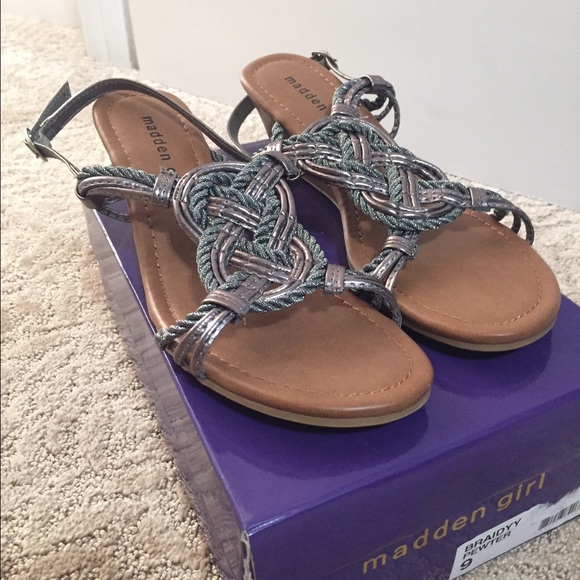 Madden Girl low wedges