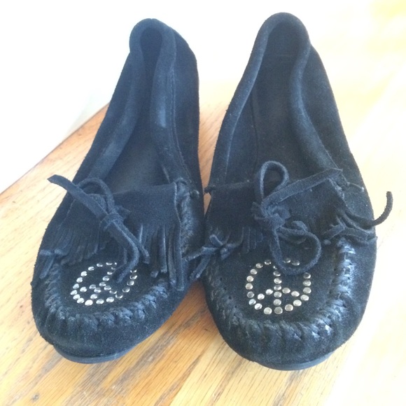 Peace sign Minnetonka moccasin