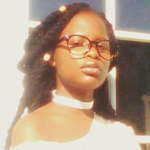 Meet your Posher, Naomi