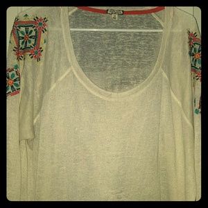 White Aztec design top