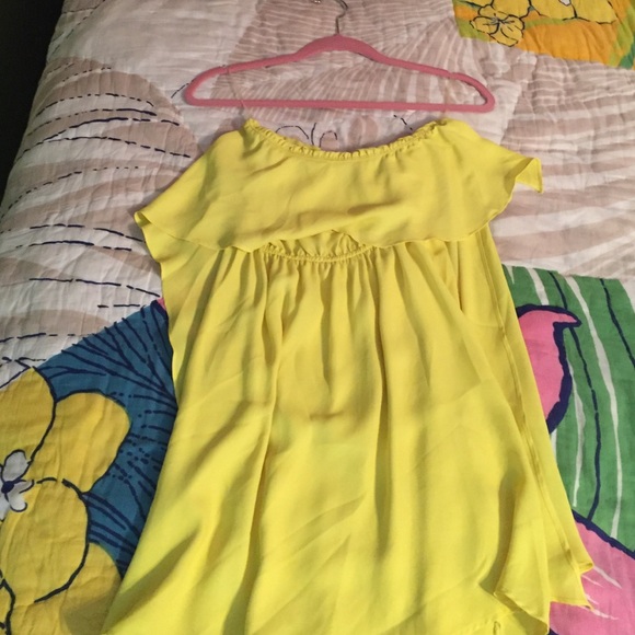 Yellow strapless dress