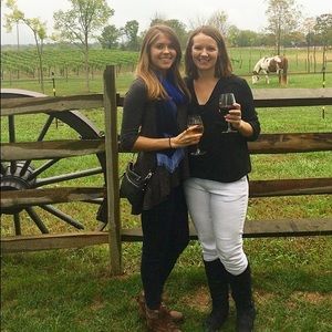 Meet your Posher, Kelly