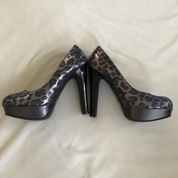 Guess platform heels - Picture 2 of 3