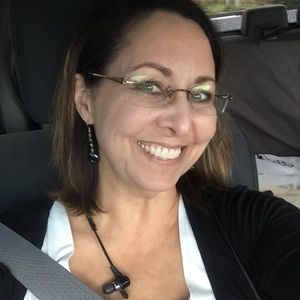 Meet your Posher, Christina