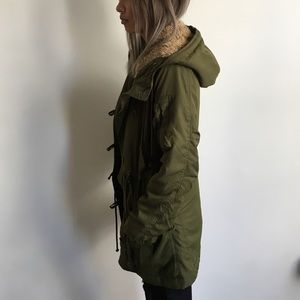 Forever 21 Jackets & Coats - Olive Green Anorak Forever 21 Jackets & Coats - Olive Green Anorak