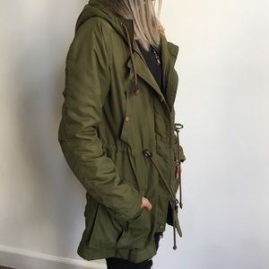 Forever 21 Jackets & Coats - Olive Green Anorak Forever 21 Jackets & Coats - Olive Green Anorak