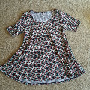 XS LulaRoe Perfect Tee Multi Color