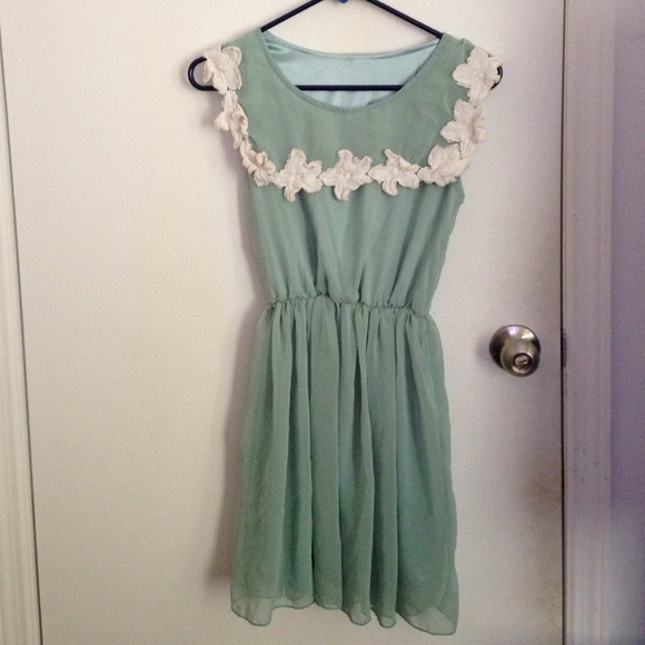 Sea green elastic waist floral detail dress