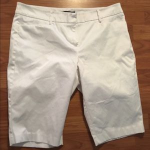 New York & Company White Bermuda Short