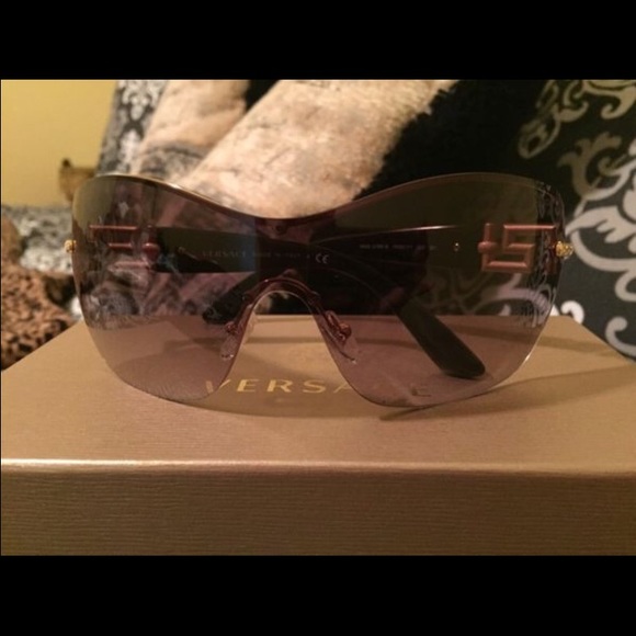 😎SOLD😎 Versace Sunglasses