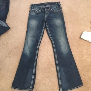 Buckle Silver jeans. Size 28/32.