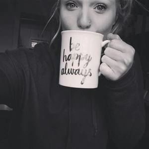 Meet your Posher, Holly