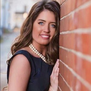 Meet your Posher, Noelle