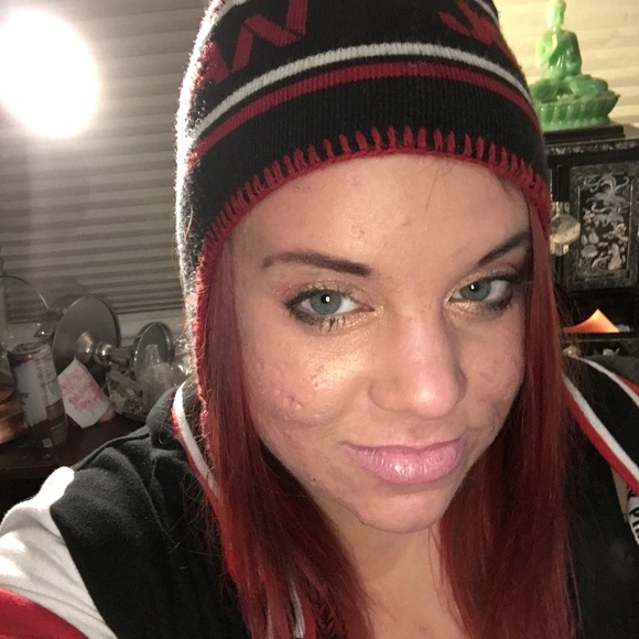 Meet your Posher, Kelsey - Picture 1 of 1