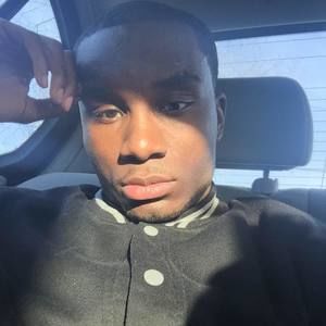 Meet your Posher, Davell