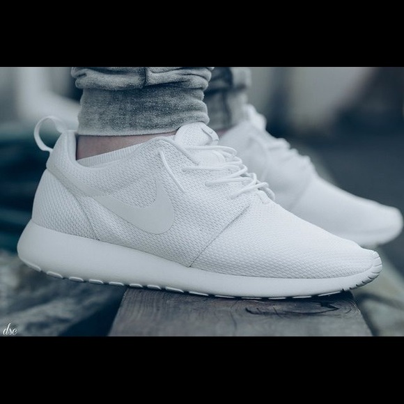 Nike Roshe One All White