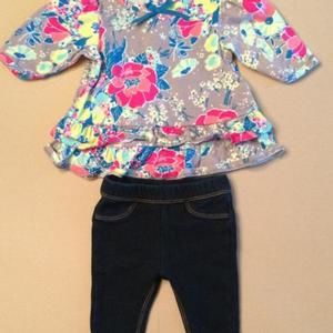 🎉SALE! 🎉 Genuine Baby by OshKosh Outfit