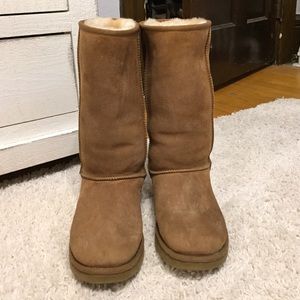 Classic tall Uggs