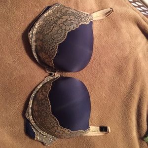 Victoria's Secret bombshell NWT