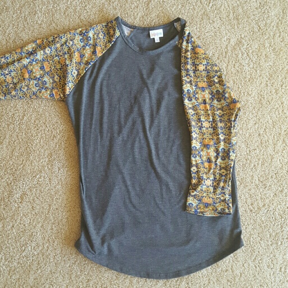 Medium LulaRoe Randy