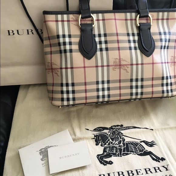 Burberry Handbags - Burberry Haymarket Check Tote