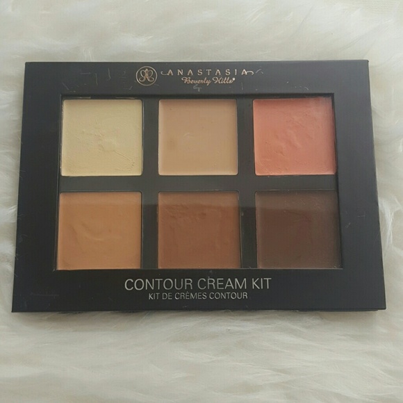 Anastasia Beverly Hills contour cream kit