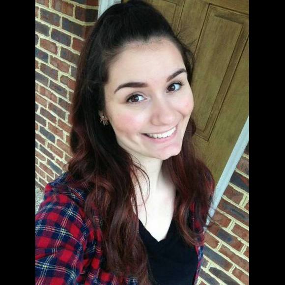 Meet your Posher, Alaina