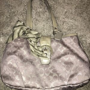 COACH HANDBAG