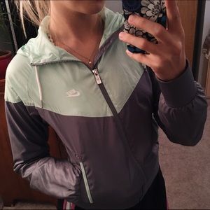 Nike windbreaker