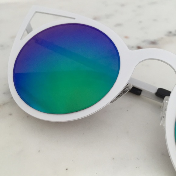 🆑 "Jemima" Sunglasses || White & Blue Cat Eye - Picture 3 of 7