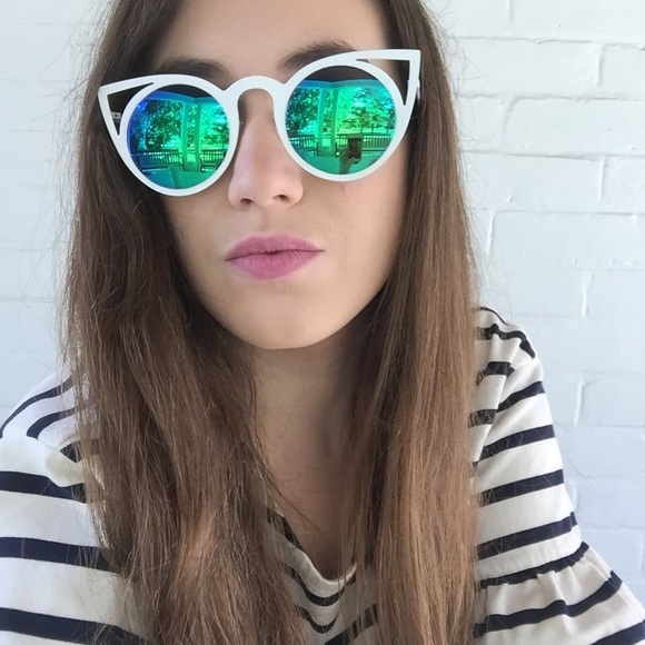 🆑 "Jemima" Sunglasses || White & Blue Cat Eye - Picture 4 of 7