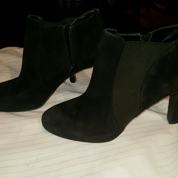 Black high heel bootie