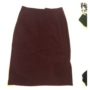 Chic maroon pencil skirt