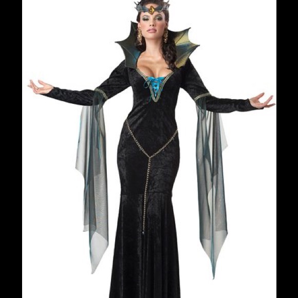 Evil sorceress costume