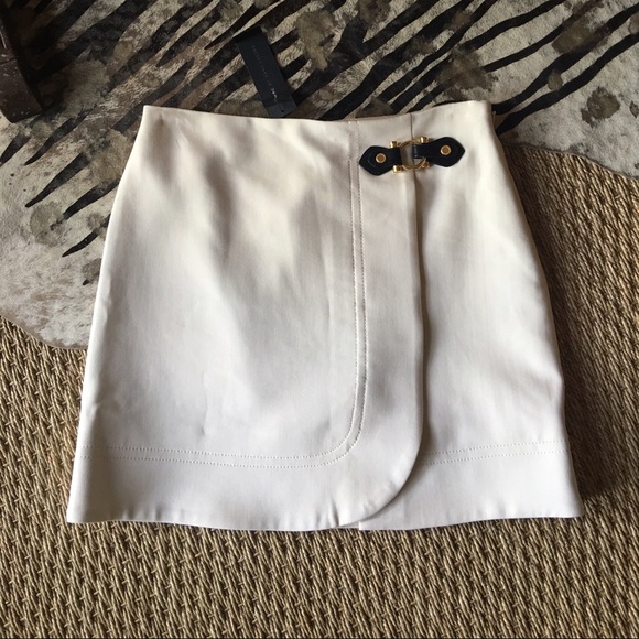 Marc by Marc Jacobs ivory mini skirt . Nwt