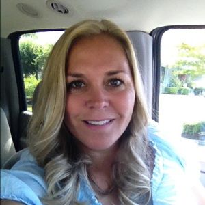 Meet your Posher, Jenn